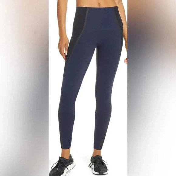 SPANX Every Wear Mesh Contour Active Leggings Lapis Night Size Medium - Picture 1 of 9